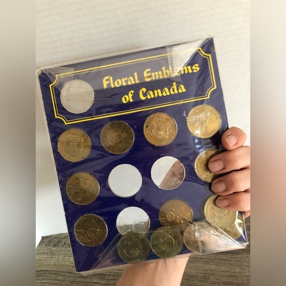Vtg Shell Canada Collectors Coin Set - Picture 11 of 12